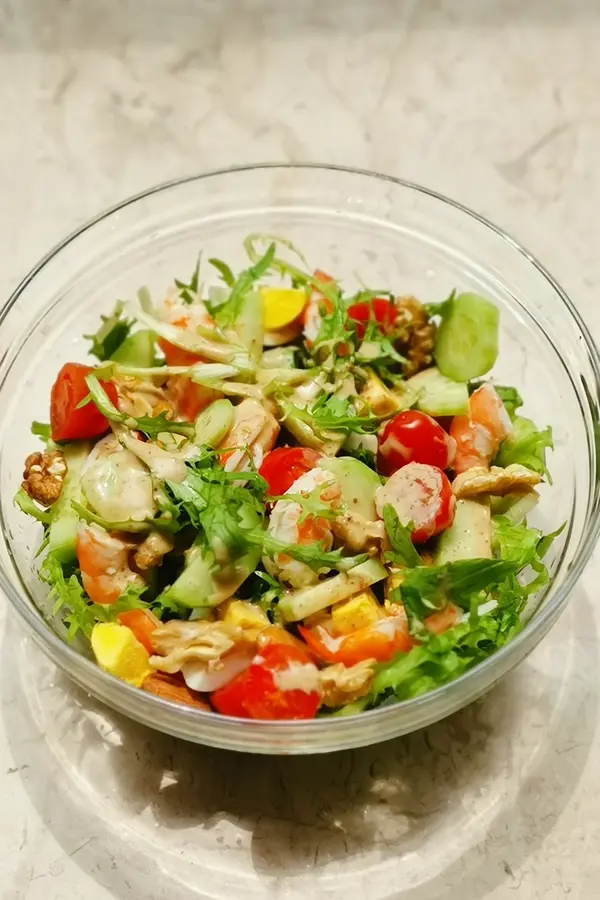 Summer fitness fat loss salad