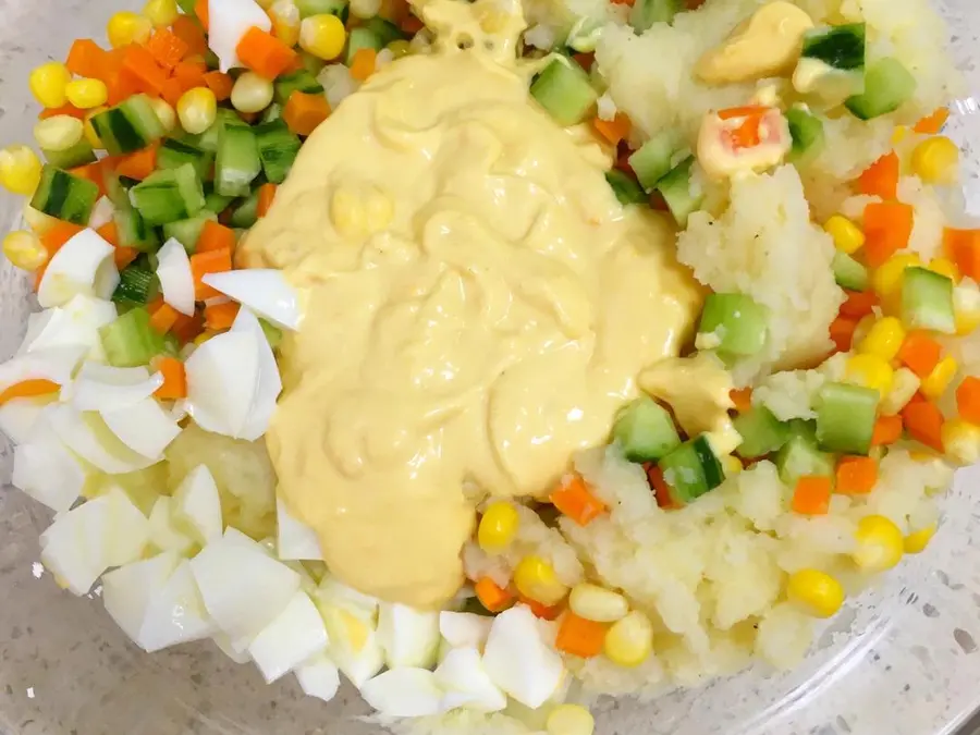 Japanese-style mashed potato salad step 0