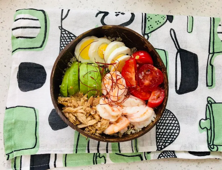 Poke Bowl - My Super Energy Bowl - with vinaigrette recipe - quinoa salad step 0