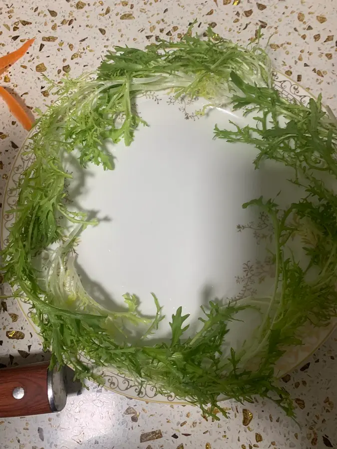 Christmas wreath salad step 0