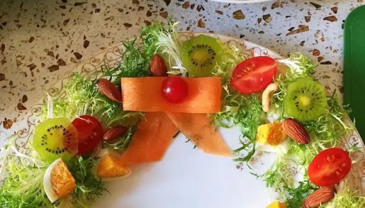 Christmas wreath salad