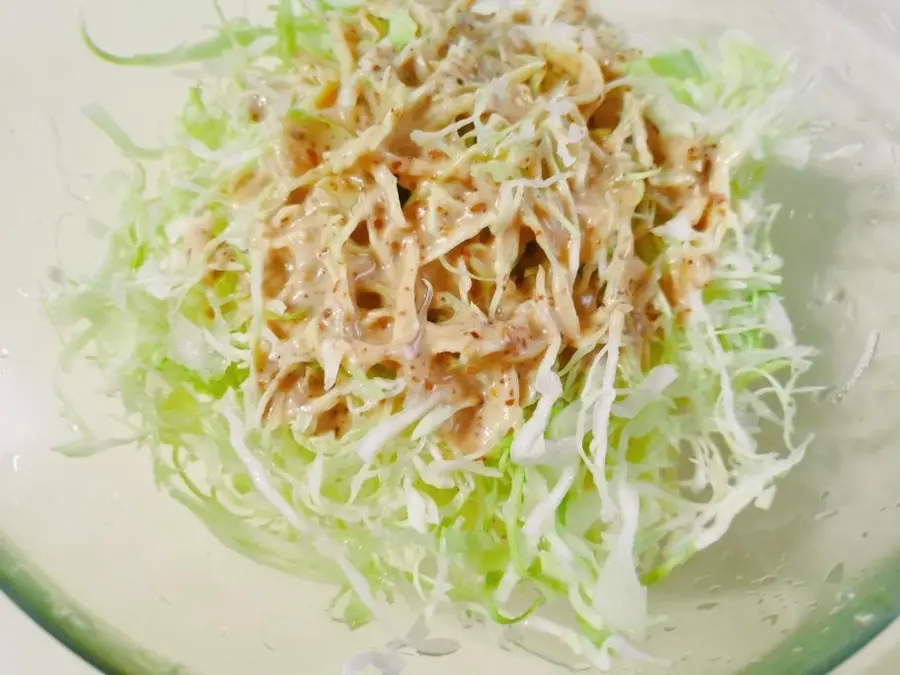 Japanese-style cabbage salad step 0