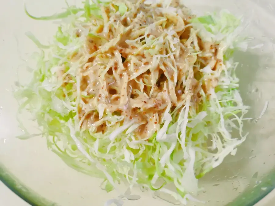 Japanese-style cabbage salad