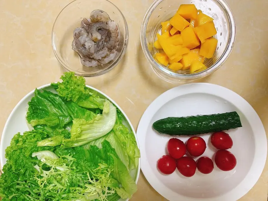 Super delicious mango shrimp vegetable salad step 0