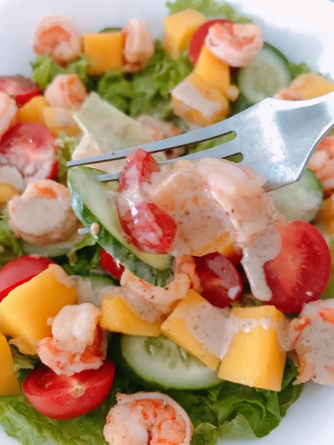 Super delicious mango shrimp vegetable salad step 0