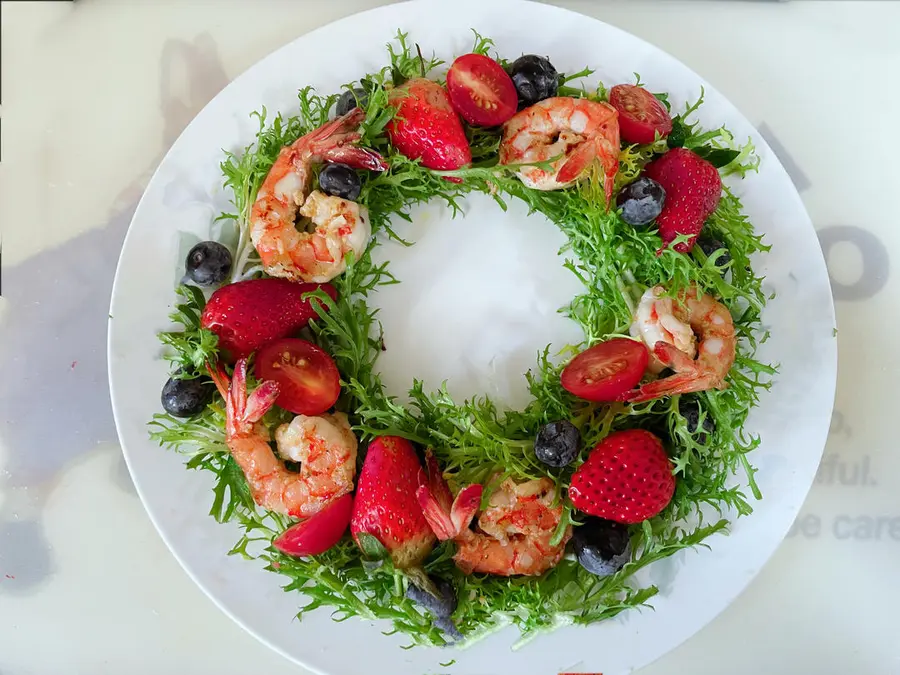 Christmas wreath salad step 0