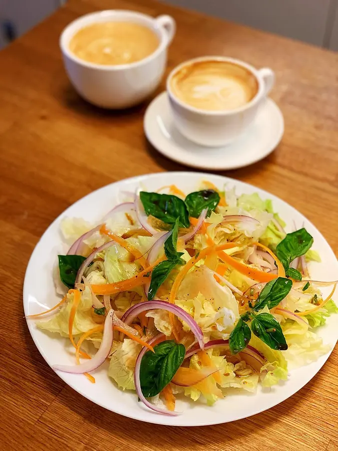 Vegetable salad with vinaigrette, a hundred ways to make simple beauty with low calories step 0