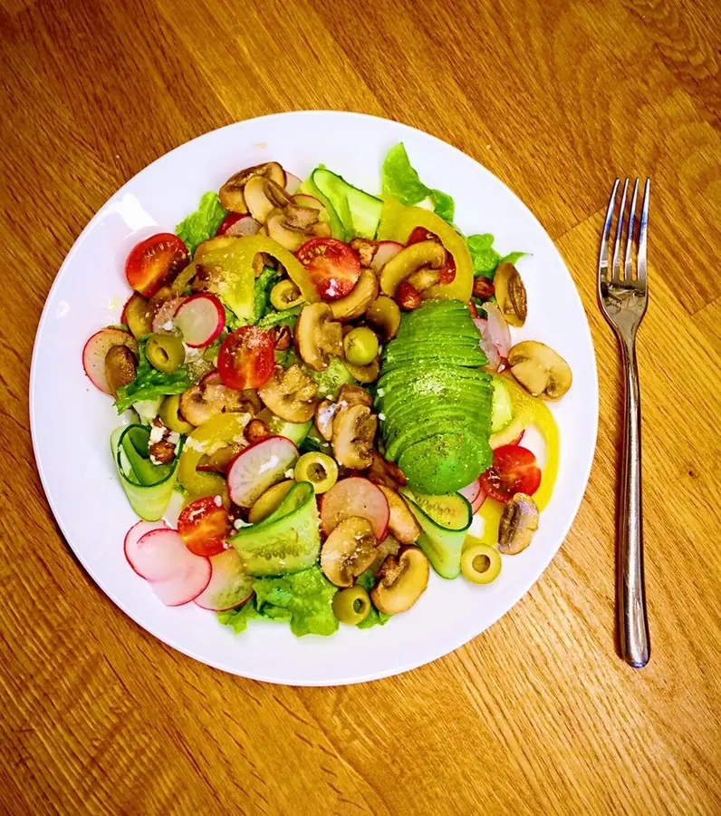 Vegetable salad with vinaigrette, a hundred ways to make simple beauty with low calories step 0