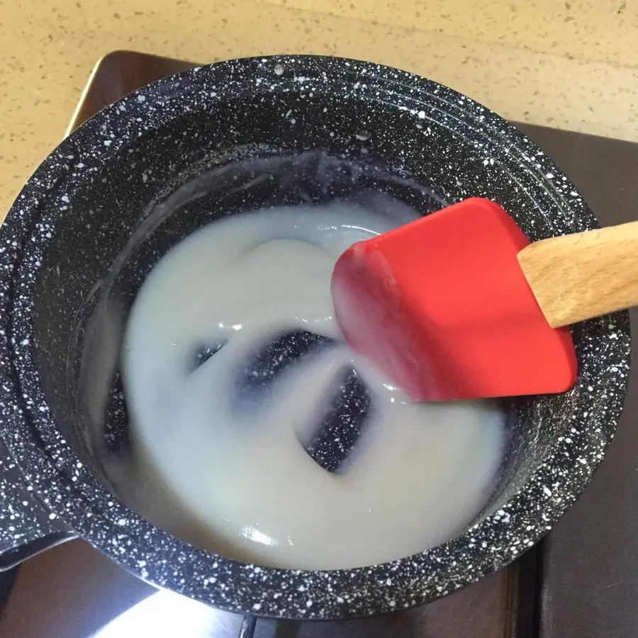 Meat floss salad dressing bread (65 degree soup) step 0