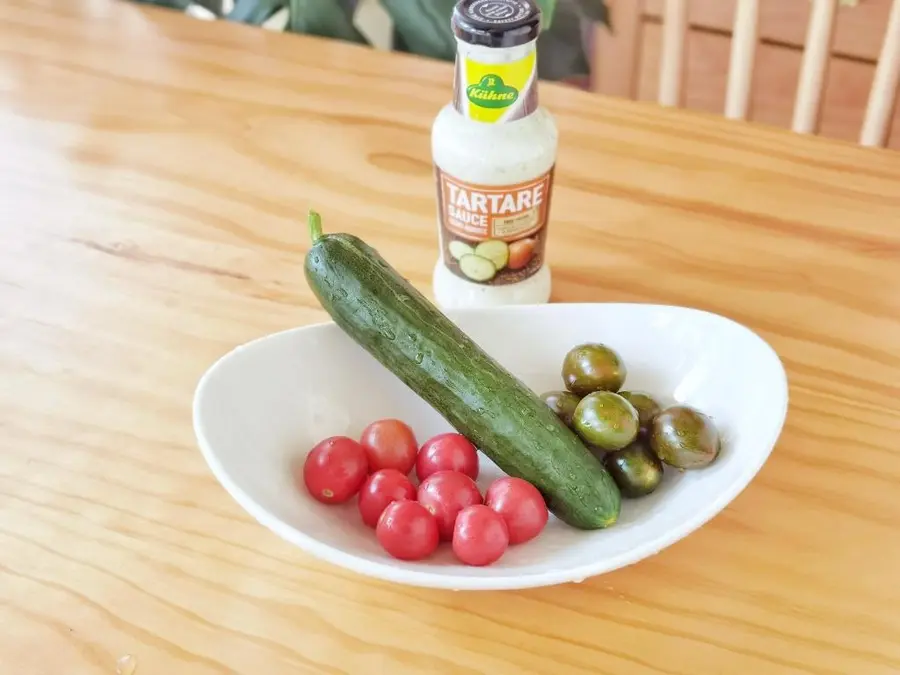 Fruit cucumber cherry tomato corn salad step 0