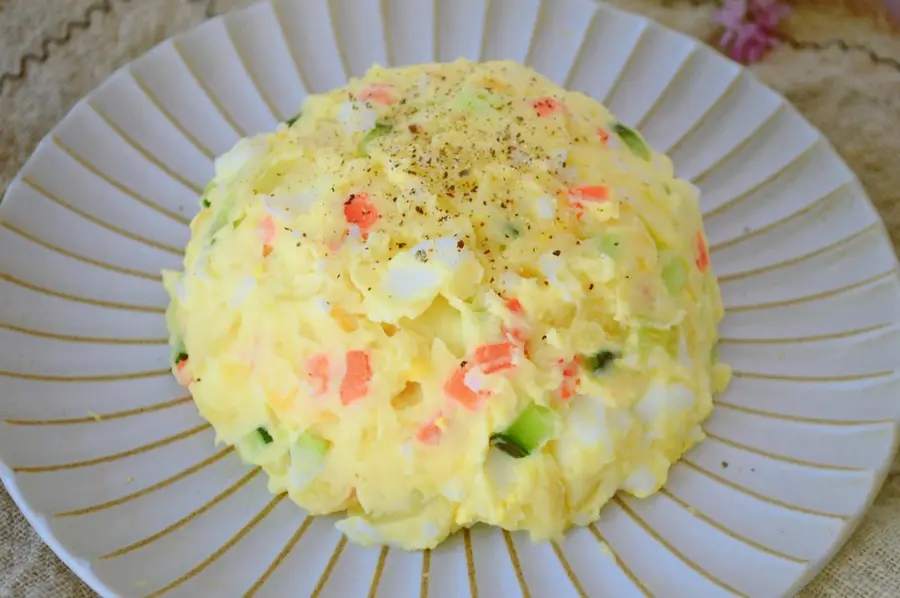 Zero failures! The mashed potato salad is so delicious that it licks the plate, and it is full of filling!