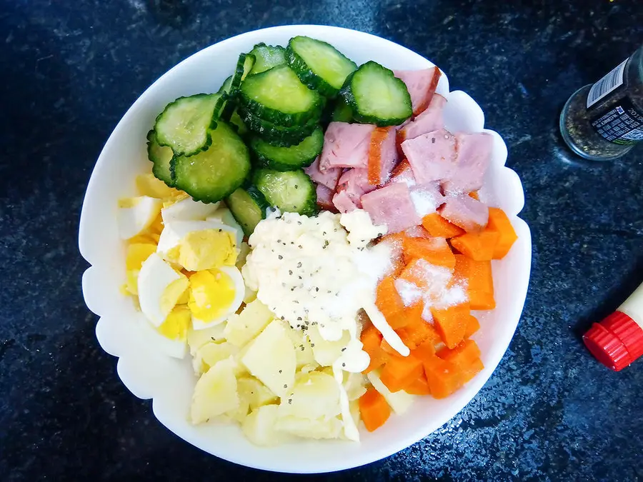 Simple and unpretentious potato salad step 0