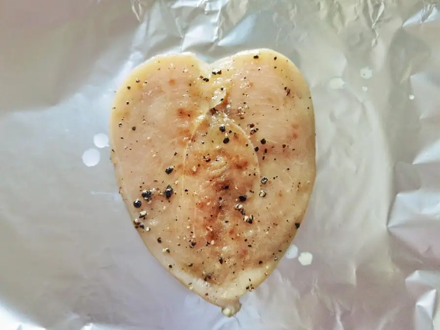  It's so hot in the heating room! !ï¸ Have your favorite chicken breast salad step 0