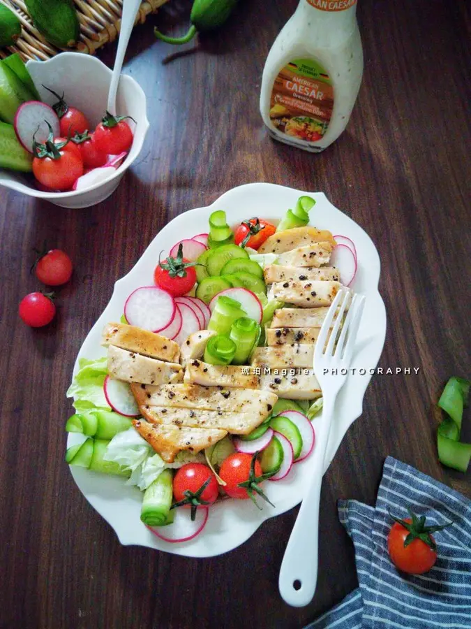  It's so hot in the heating room! !️ Have your favorite chicken breast salad