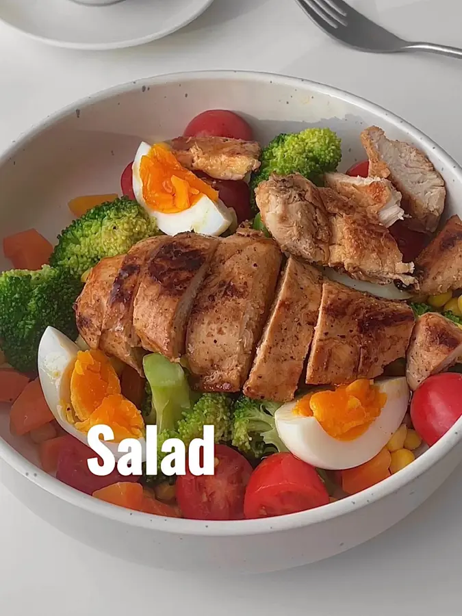 Healthy Fat Loss Off Scales  Chicken Breast Vegetable Salad 