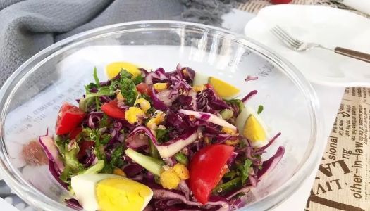 Vegetable salad (diet meal)