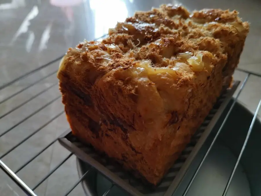 Meat floss salad dressing bread step 0