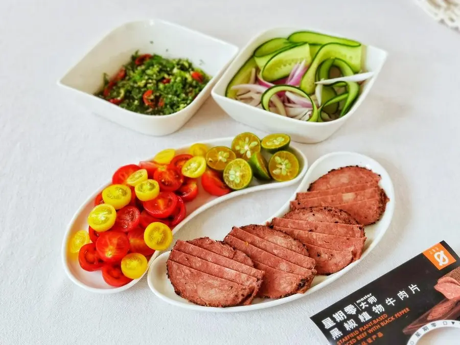 High-protein light food|Thai beef fillet salad step 0