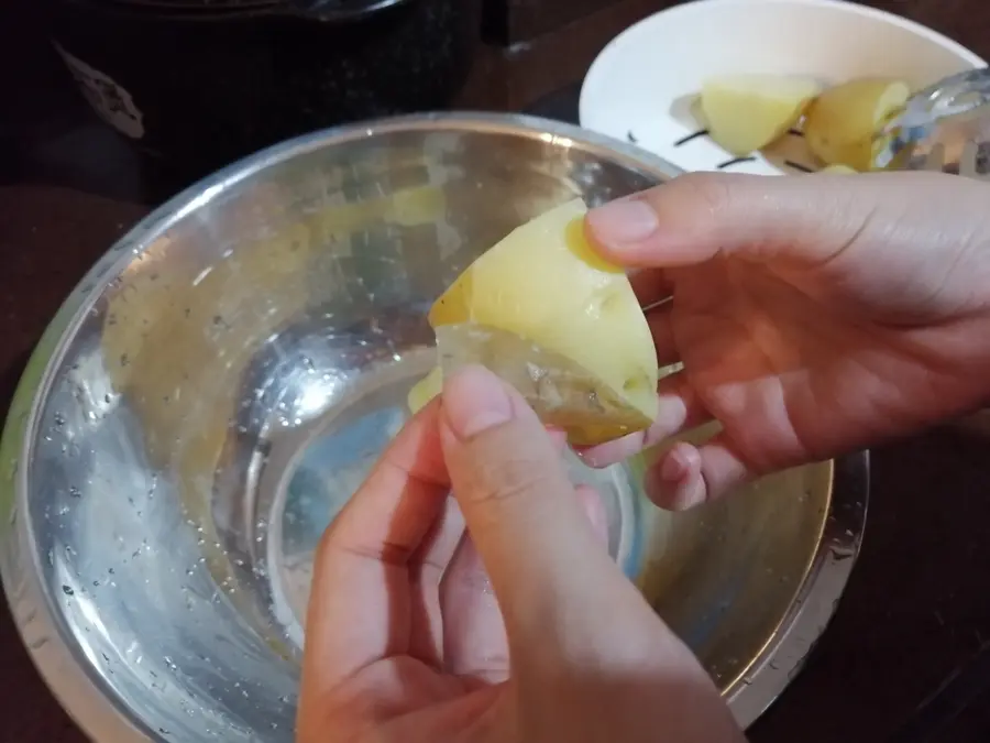 Japanese-style potato salad step 0