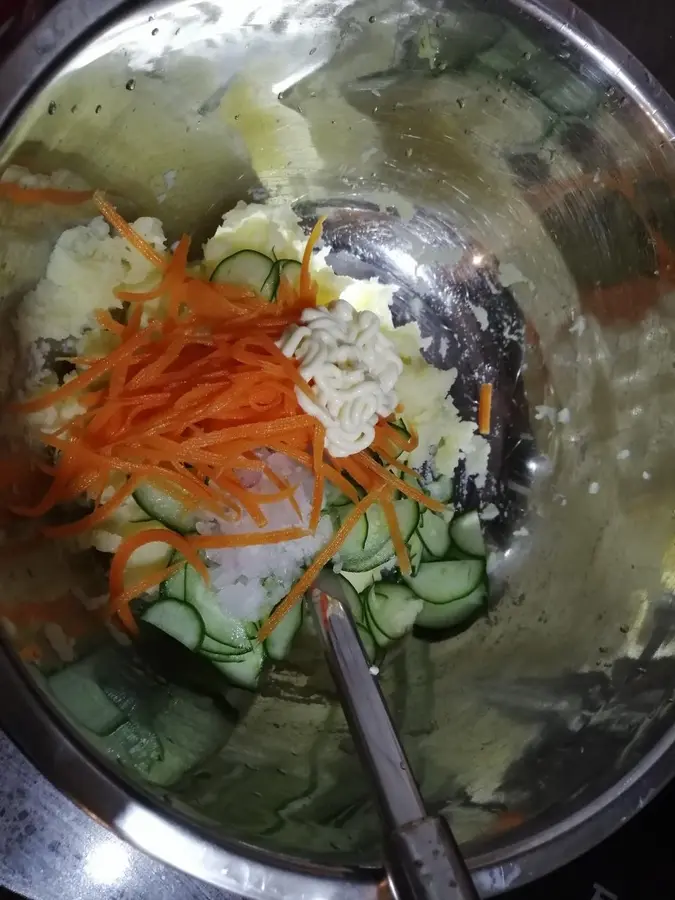 Japanese-style potato salad step 0