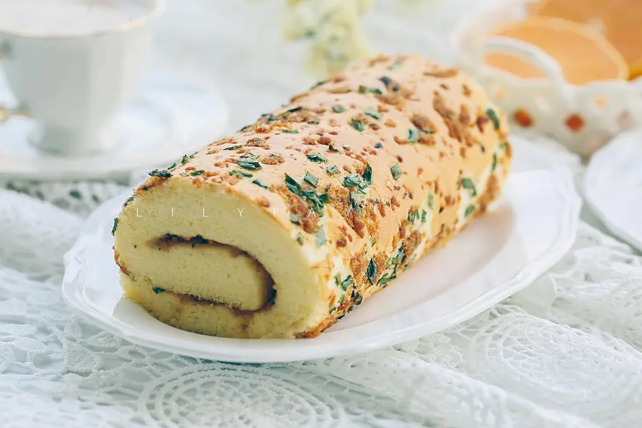 Chives and pork floss salad dressing cake Swiss roll (thick and soft) C21 step 0