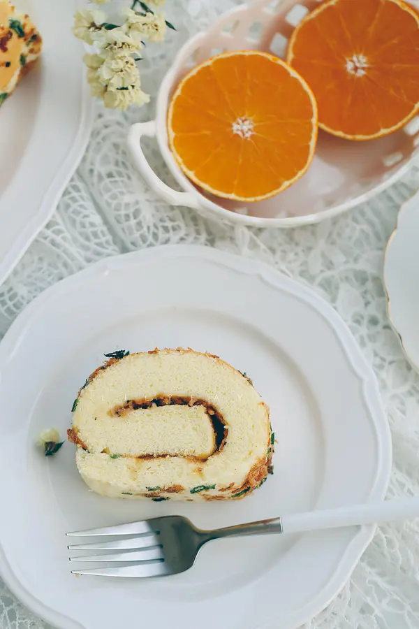 Chives and pork floss salad dressing cake Swiss roll (thick and soft) C21 step 0