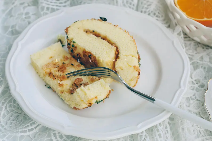 Chives and pork floss salad dressing cake Swiss roll (thick and soft) C21 step 0