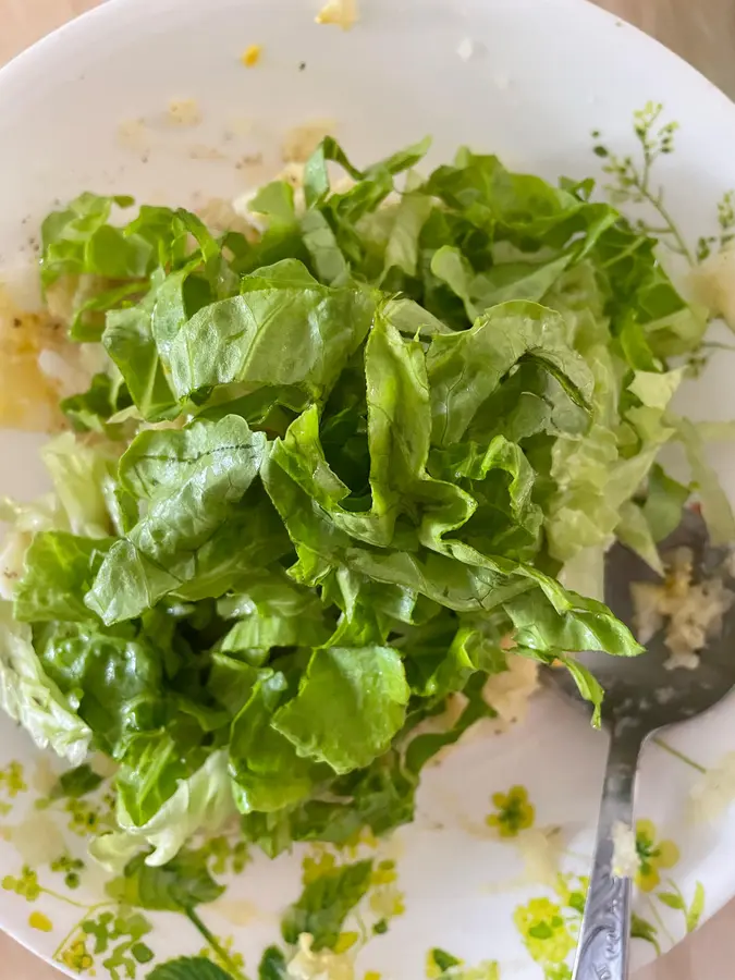 Healthy simple (minus) meal ~ potato, egg, lettuce salad  step 0