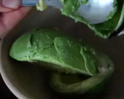 Mexican Avocado Butter | step 0