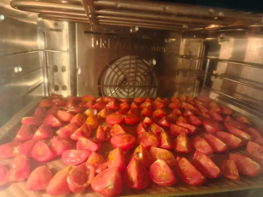 Tomatoes soaked in oil step 0