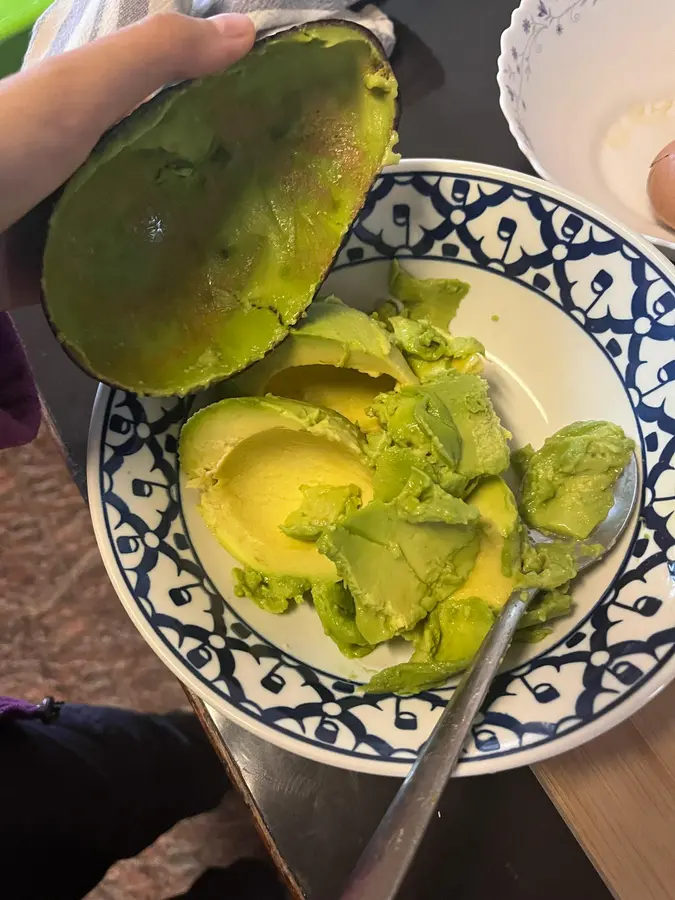 European Ancestral - Avocado/Avocado Salad  step 0