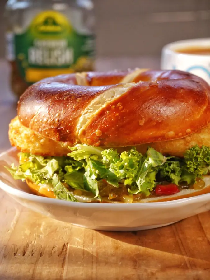 Quick breakfast - hash browns, salad dishes, bagels step 0