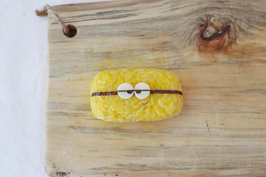 Minion Sally Chicken Cartoon Rice Ball step 0