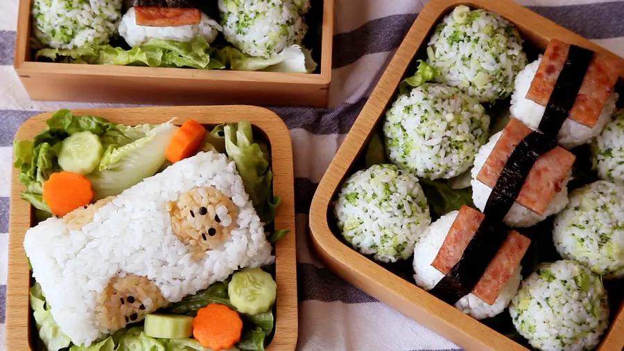 Spring Outing Bento Box/Breakfast Rice Ball (with video)