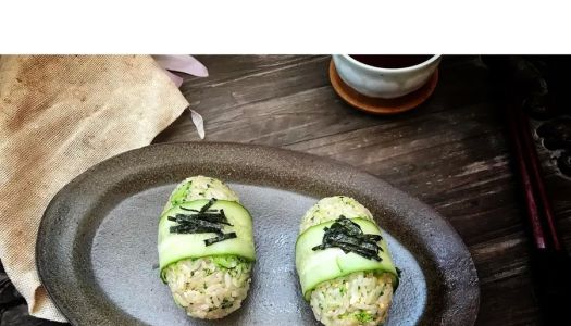 Broccoli and sesame rice balls [Spring outing]