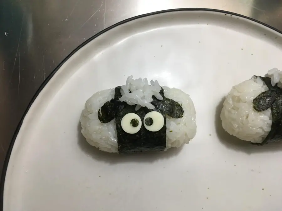 Children's Creative Breakfast ~ Shaun the Sheep Rice Ball (with homemade sushi vinegar ratio) step 0