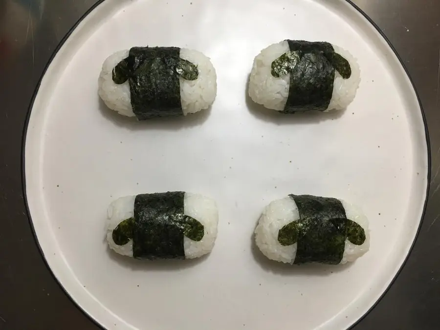 Children's Creative Breakfast ~ Shaun the Sheep Rice Ball (with homemade sushi vinegar ratio) step 0