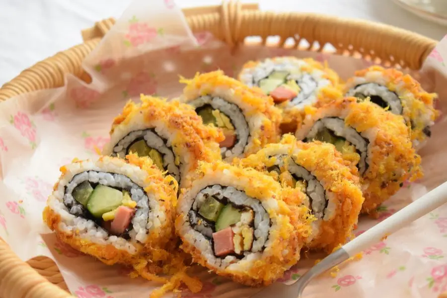 Golden meat floss sushi