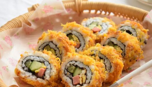 Golden meat floss sushi