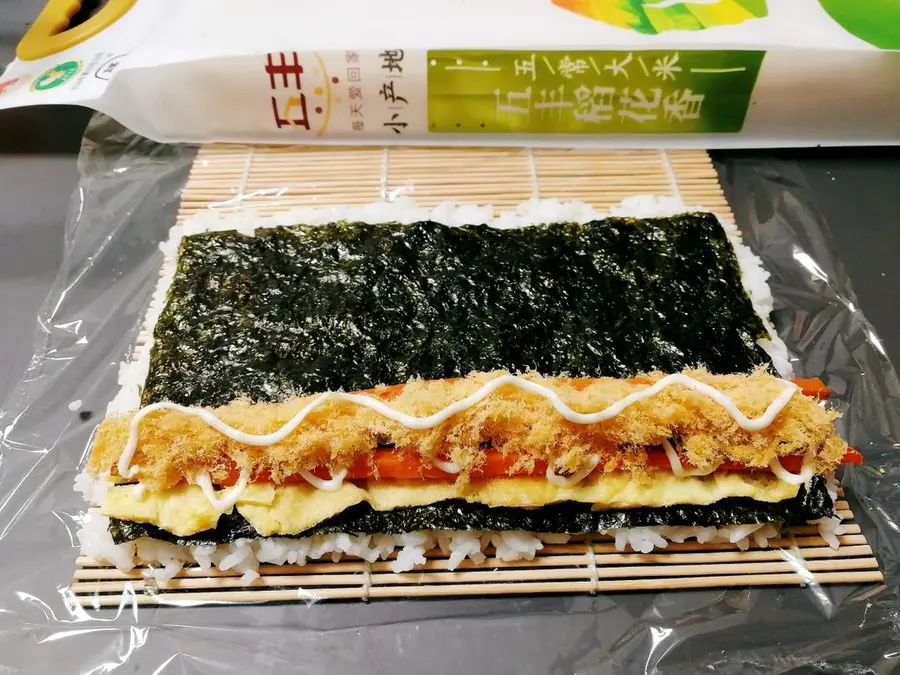 Super delicious cheese sushi that you will never forget in one bite step 0