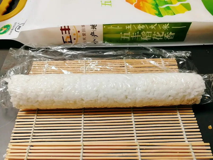 Super delicious cheese sushi that you will never forget in one bite step 0