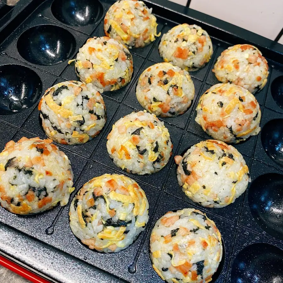 Simple and casual seaweed rice balls step 0