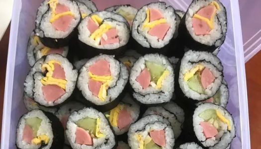 Sushi rolls