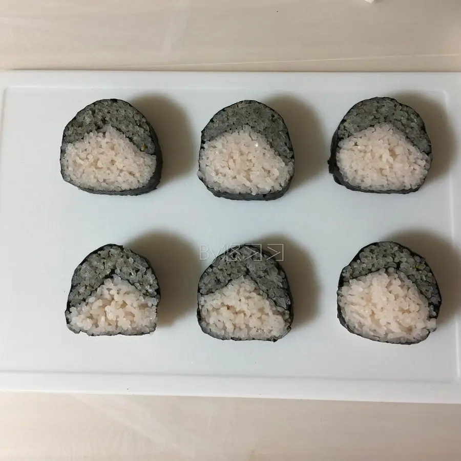 Snow White Sushi step 0