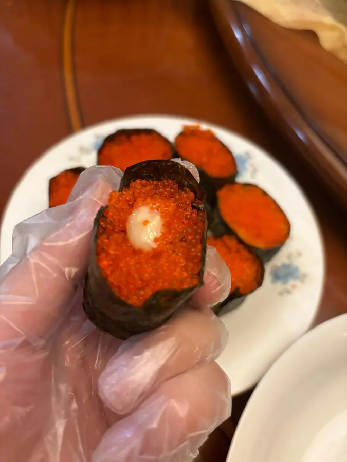 Flying fish roe sushi  step 0