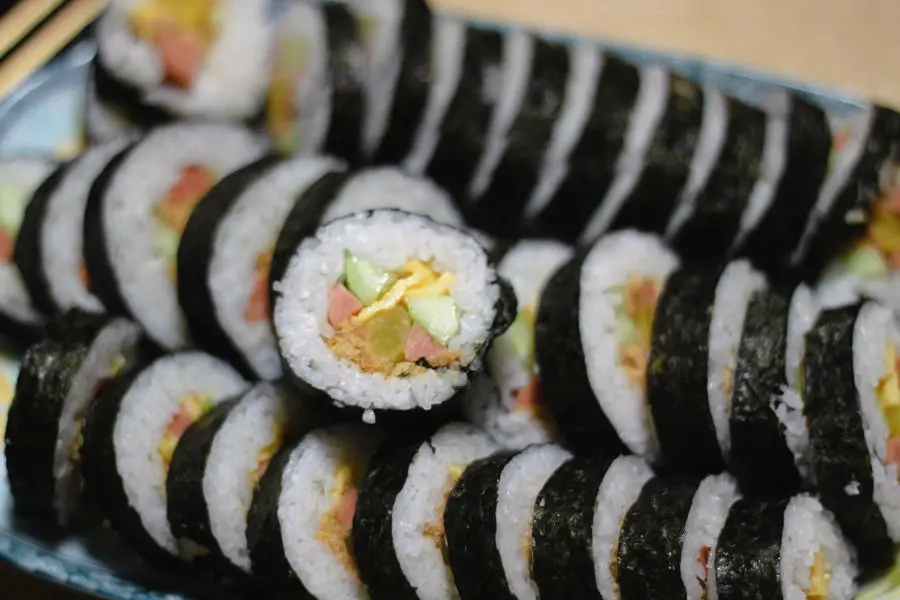 The family version of the sushi roll was made into an all-you-can-eat super PLUS version by me!