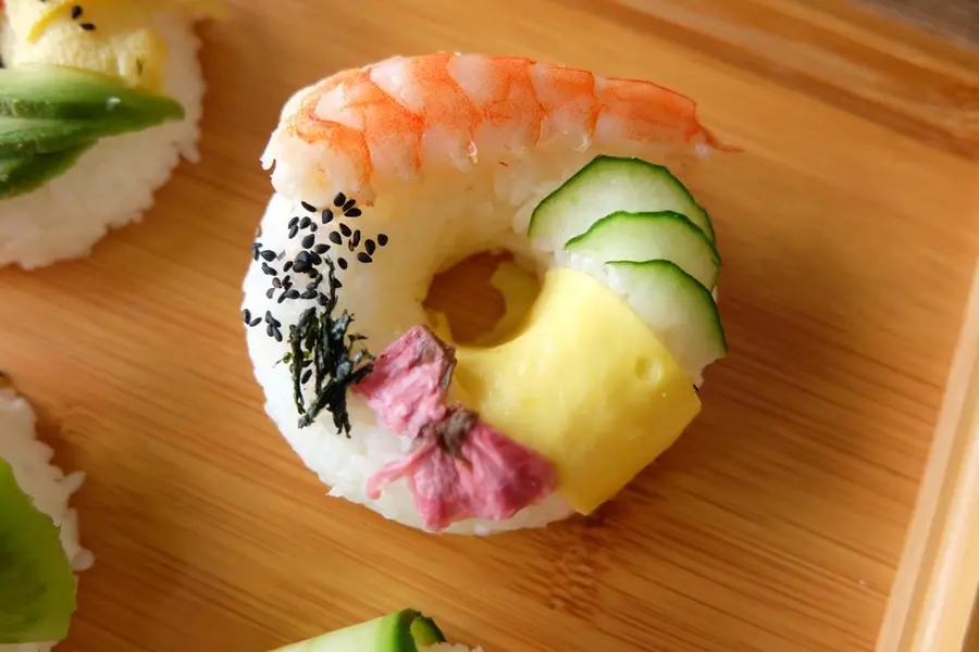 Sushi donuts step 0