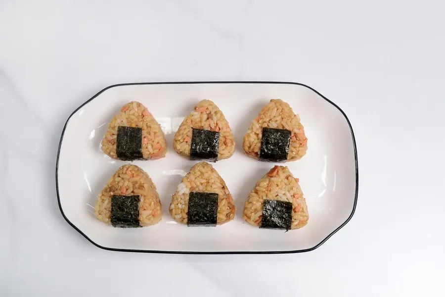 Japanese-style rice balls step 0