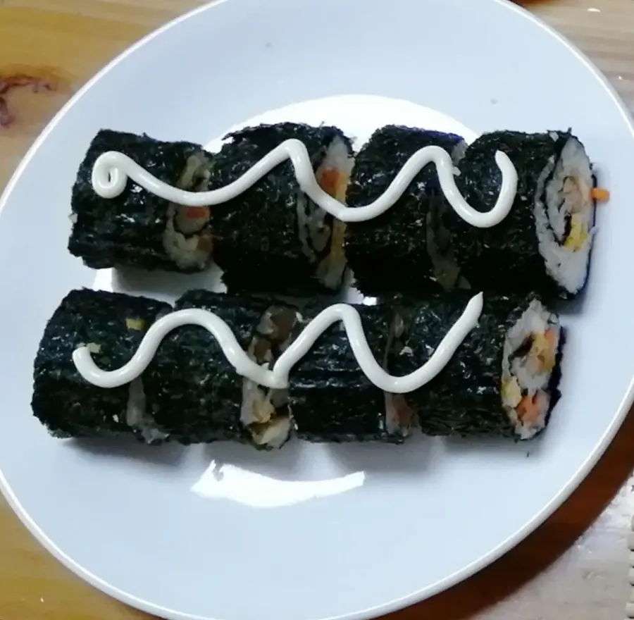 Nori roll sushi step 0