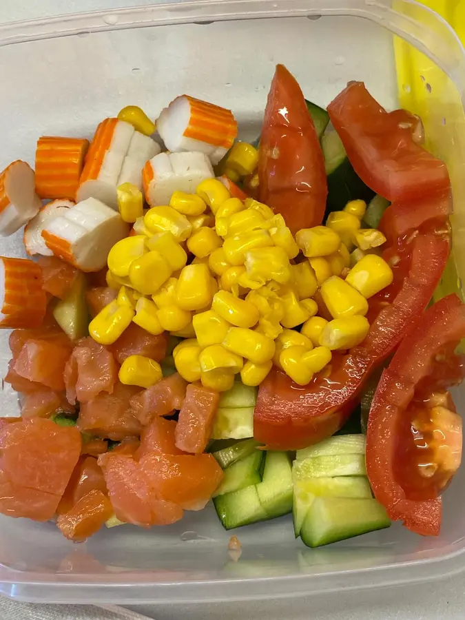 Learn the salmon poke bowl for 20 euros a bowl in three minutes step 0